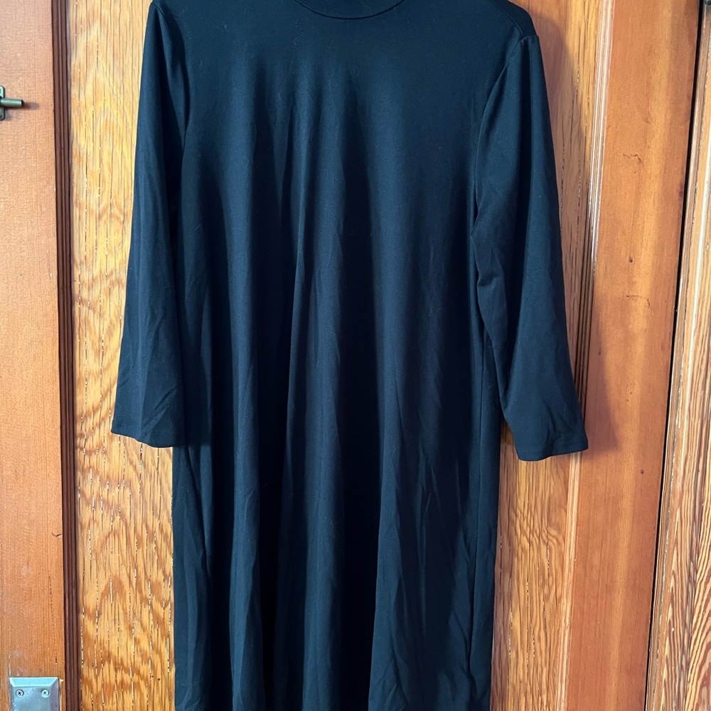 Elegant Black Dress